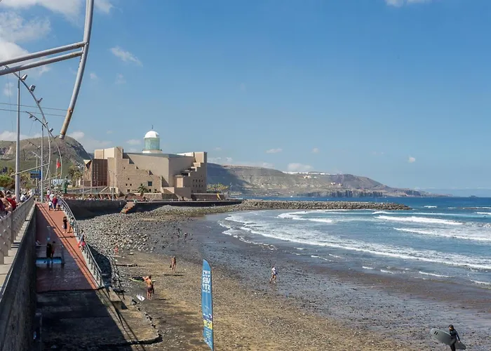 Flatguest Canteras 10 + Wifi + 5 Pax 公寓