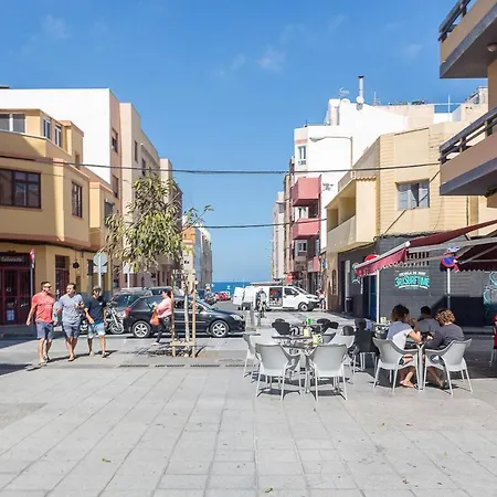 Flatguest Canteras 10 Appartement *